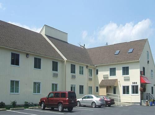 Americas Best Value Inn New London Mystic Buitenkant foto