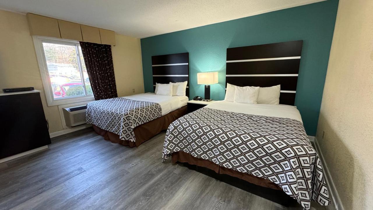 Americas Best Value Inn New London Mystic Buitenkant foto